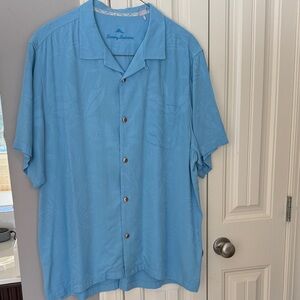 Tommy Bahama Men's Light Blue Casual Shirt